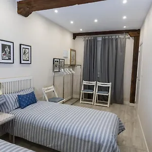 https://espacioso-apartamento-a-estrenar-casco-viejo.basquecountryhotels.org