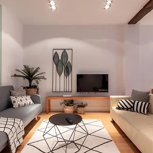 https://city-hall-vi-apartment-by-aston-rentals.basquecountryhotels.org